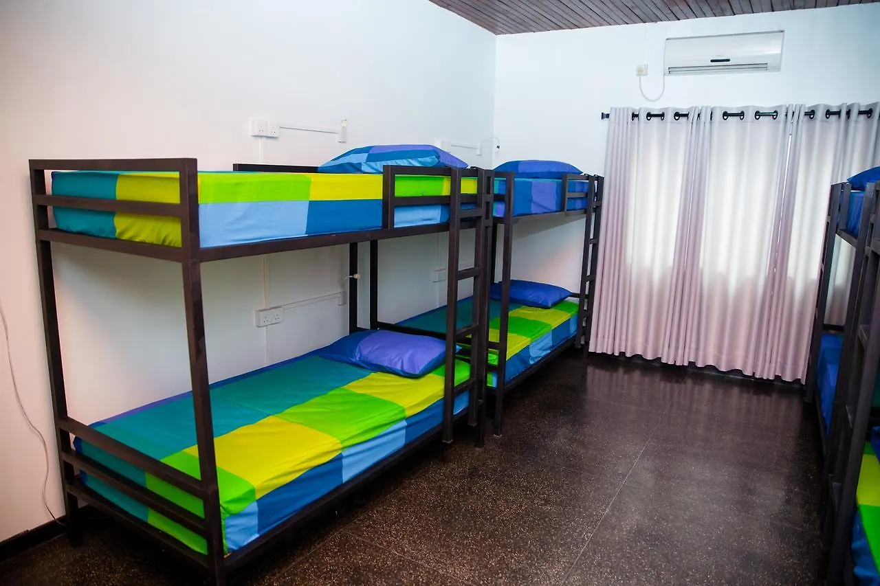 Tuk Tuk Hostels Colombo