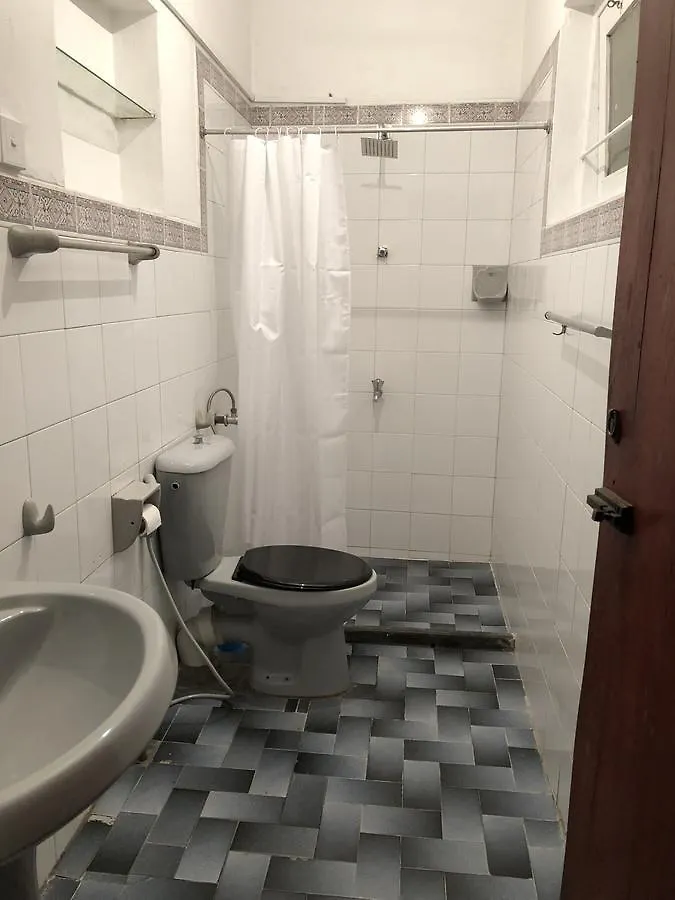 Tuk Tuk Hostels Colombo